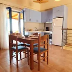 Διαμέρισμα Stoupa 10 *